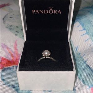 Pandora pearl ring